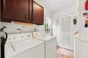 1600 Cambourne Ln, Schaumburg, IL 60194 - Photo 24