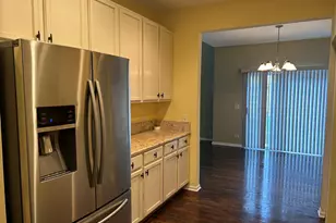 394 Bay Dr, Itasca, IL 60143 - Photo 4