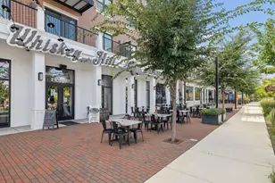 241 W Quincy St, Westmont, IL 60559 - Photo 24