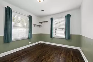 241 W Quincy St, Westmont, IL 60559 - Photo 14
