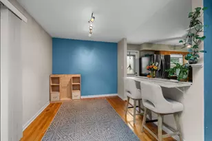 743 Delphia Ave, Elk Grove Village, IL 60007 - Photo 10