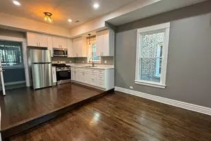 3310 W Le Moyne St, Chicago, IL 60651 - Photo 2