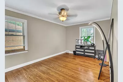10006 S Artesian Avenue, Chicago, IL 60655 - Photo 12