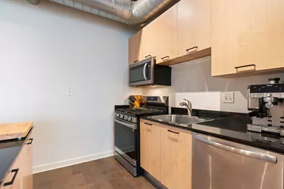 [Address not provided], Chicago, IL 60607 - Photo 6