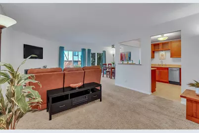 1374 Williamsburg Drive #B1, Schaumburg, IL 60193 - Photo 4