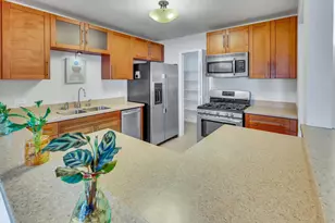1374 Williamsburg Dr, Schaumburg, IL 60193 - Photo 12