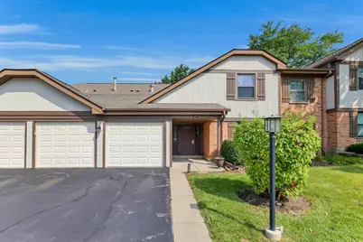 1374 Williamsburg Drive #B1, Schaumburg, IL 60193 - Photo 1