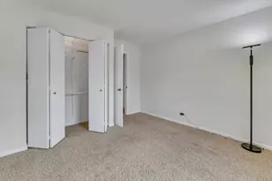 1374 Williamsburg Dr, Schaumburg, IL 60193 - Photo 22