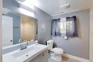 7643 S Eberhart Ave, Chicago, IL 60619 - Photo 36