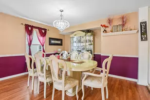 5645 Savoy Dr, Lake in the Hills, IL 60156 - Photo 6