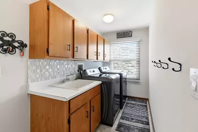 1222 Biscayne Drive, Elk Grove Village, IL 60007 - Photo 20