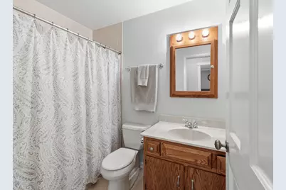 1222 Biscayne Drive, Elk Grove Village, IL 60007 - Photo 30
