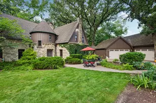 28W670 Batavia Rd, Warrenville, IL 60555 - Photo 1