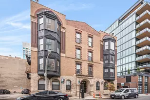 747 N Sedgwick St, Chicago, IL 60654 - Photo 2