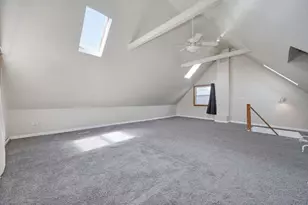 2833 N Francisco Ave, Chicago, IL 60618 - Photo 22
