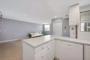 2833 N Francisco Ave, Chicago, IL 60618 - Photo 26