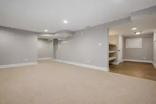 789 N Park Blvd, Glen Ellyn, IL 60137 - Photo 26