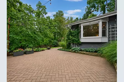 [Address not provided], Glen Ellyn, IL 60137 - Photo 16