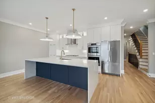 2614 W Chicago Ave, Chicago, IL 60622 - Photo 6