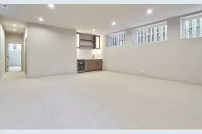 3754 W Sunnyside Avenue, Chicago, IL 60625 - Photo 22