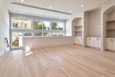 3754 W Sunnyside Avenue, Chicago, IL 60625 - Photo 8