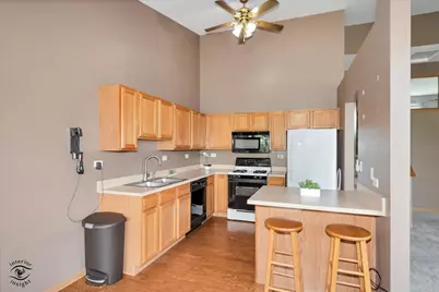 16006 Golfview Drive, Lockport, IL 60441 - Photo 8