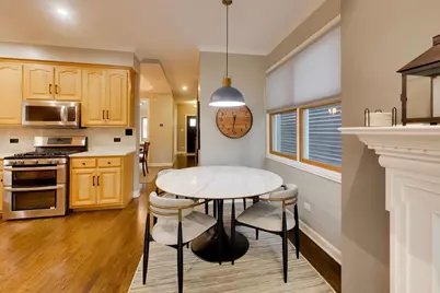 3242 N Leavitt Street, Chicago, IL 60618 - Photo 10