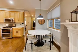 3242 N Leavitt St, Chicago, IL 60618 - Photo 10