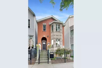3242 N Leavitt Street, Chicago, IL 60618 - Photo 1