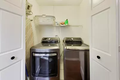 3242 N Leavitt Street, Chicago, IL 60618 - Photo 26