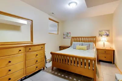 3242 N Leavitt Street, Chicago, IL 60618 - Photo 30