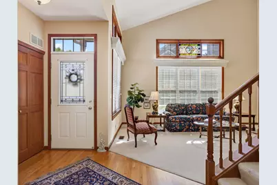 1428 Whitespire Court, Naperville, IL 60565 - Photo 4
