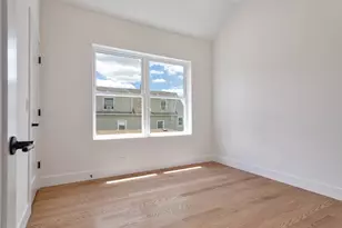 5000 W Argyle St, Chicago, IL 60630 - Photo 22