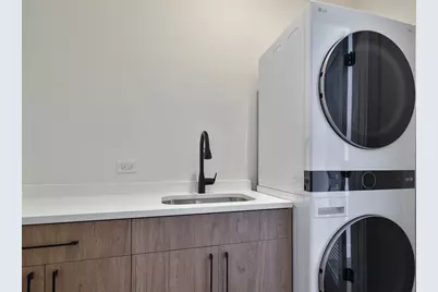 5000 W Argyle Street, Chicago, IL 60630 - Photo 20