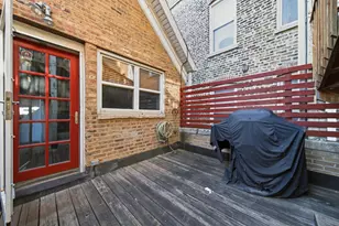 2100 N Damen Ave, Chicago, IL 60647 - Photo 2