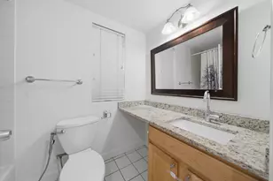 2100 N Damen Ave, Chicago, IL 60647 - Photo 14