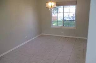 500 Rose Ln, Bartlett, IL 60103 - Photo 10