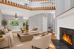 22W132 Butterfield Rd, Glen Ellyn, IL 60137 - Photo 4