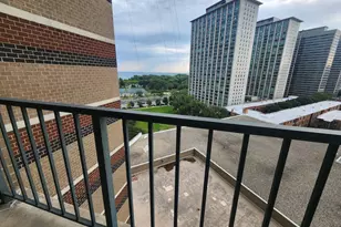 3660 N Lake Shore Dr, Chicago, IL 60613 - Photo 8