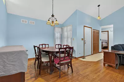 2400 Winfield Lane, Belvidere, IL 61008 - Photo 4