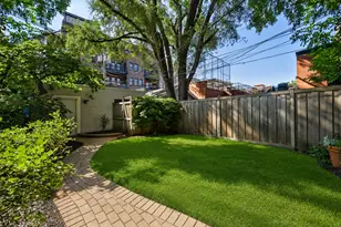 3824 N Greenview Ave, Chicago, IL 60613 - Photo 24