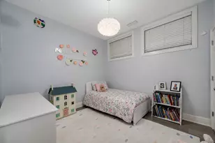 3824 N Greenview Ave, Chicago, IL 60613 - Photo 20