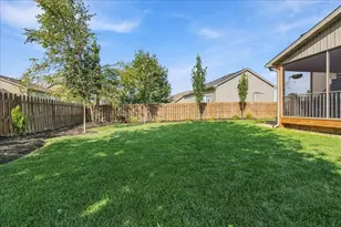 1403 Kickapoo Creek Rd, Bloomington, IL 61705 - Photo 36