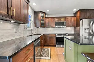 1403 Kickapoo Creek Rd, Bloomington, IL 61705 - Photo 12