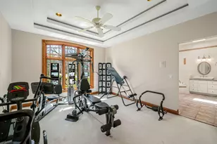 24092 W Old Oak Dr, Mundelein, IL 60060 - Photo 22
