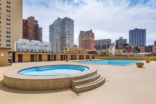 655 W Irving Park Rd, Chicago, IL 60613 - Photo 24