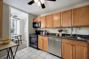 655 W Irving Park Rd, Chicago, IL 60613 - Photo 8