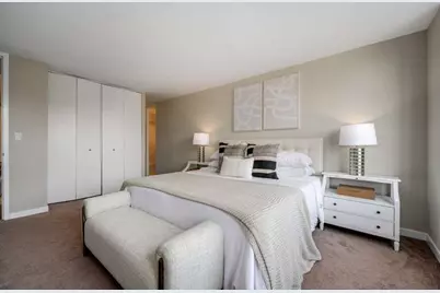 655 W Irving Park Road #410, Chicago, IL 60613 - Photo 12