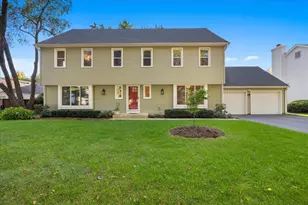 550 Longmeadow Cir, Saint Charles, IL 60174 - Photo 1