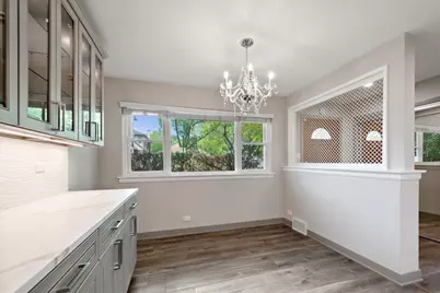 3001 W Chase Avenue, Chicago, IL 60645 - Photo 10